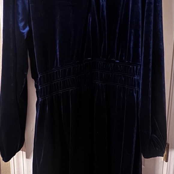 Chic Soul Deep Blue Velvet Long Sleeve Dress - Picture 2 of 2
